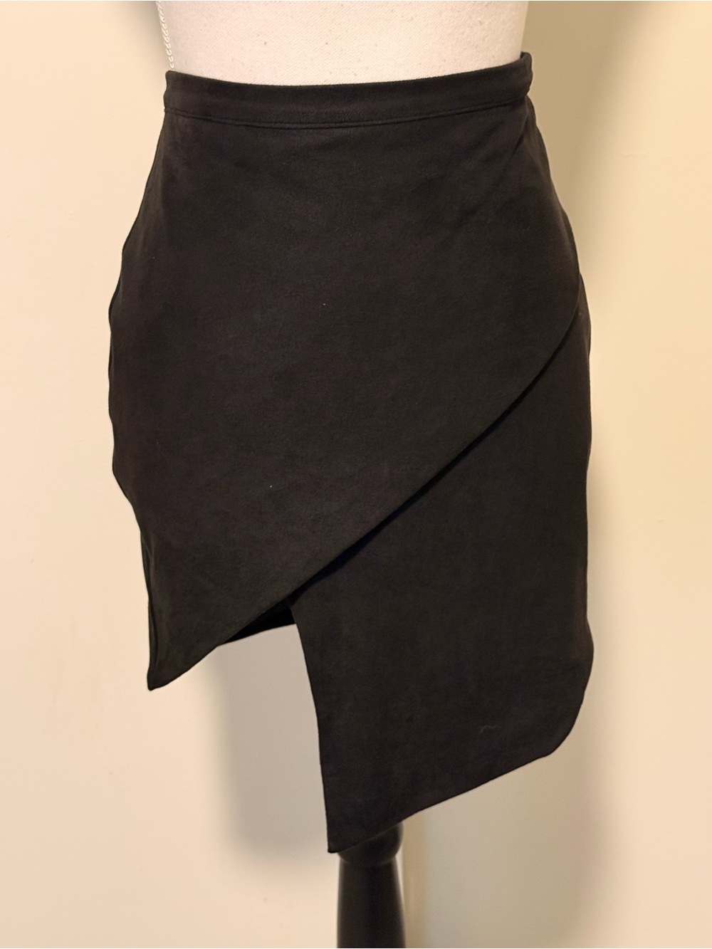 Vici Black Suede Skirt Size M
